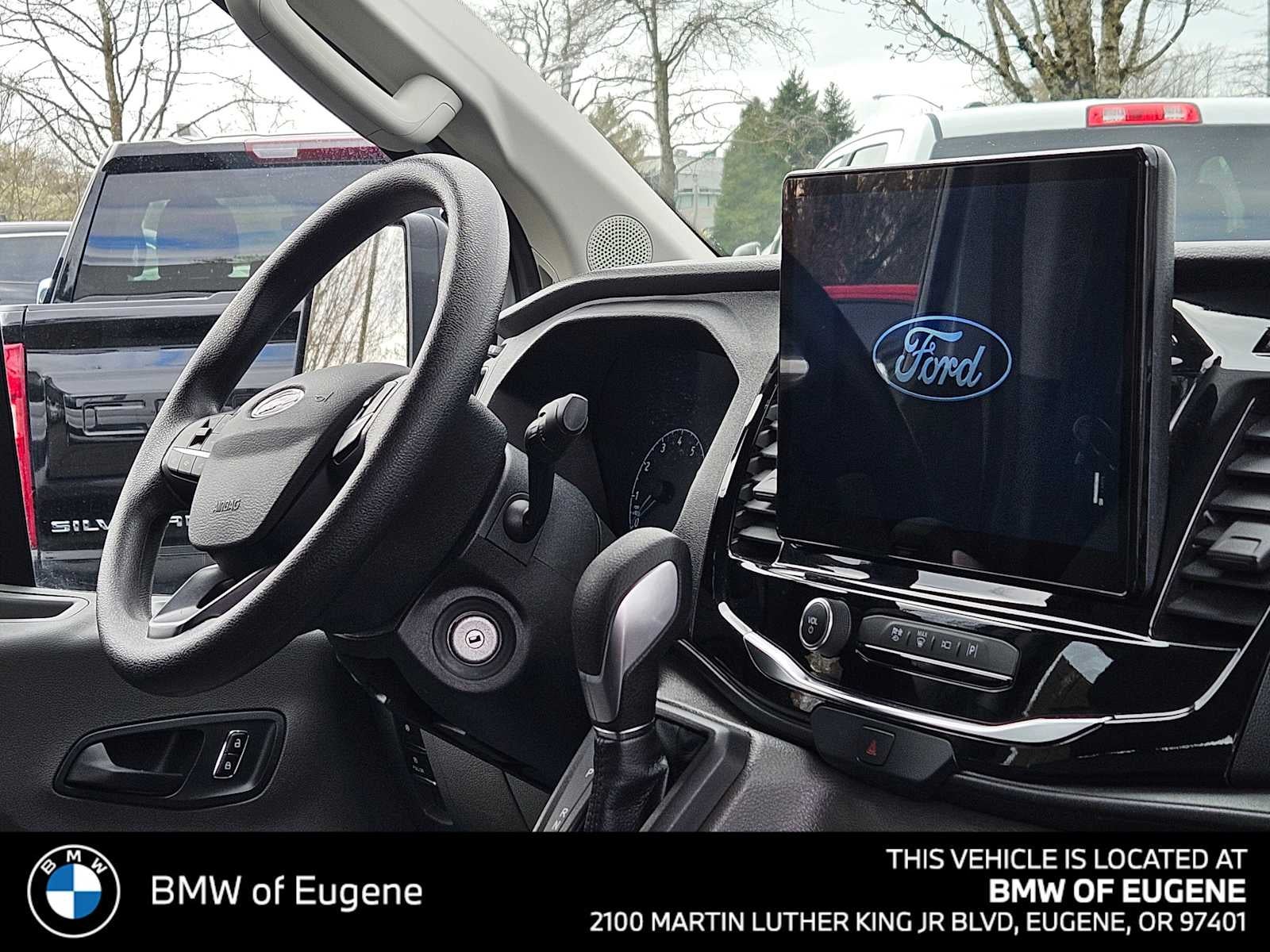 2023 Ford Transit Passenger Wagon XLT