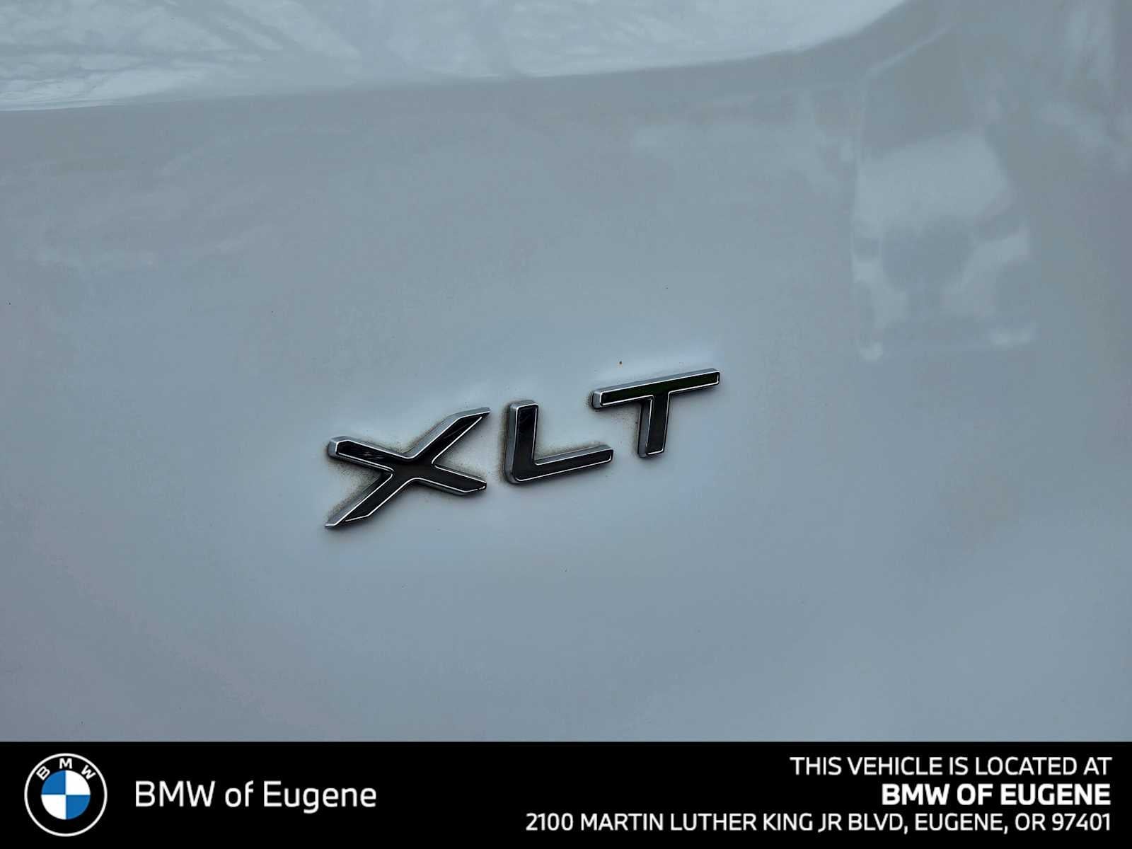 2023 Ford Transit Passenger Wagon XLT