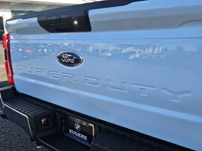 2023 Ford Super Duty F-350 SRW Pickup XLT