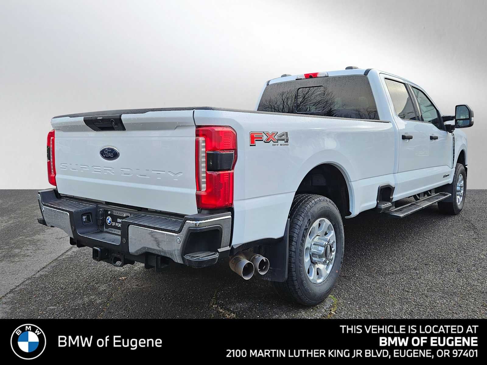 2023 Ford Super Duty F-350 SRW Pickup XLT