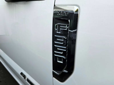 2022 Ford Super Duty F-350 SRW XLT
