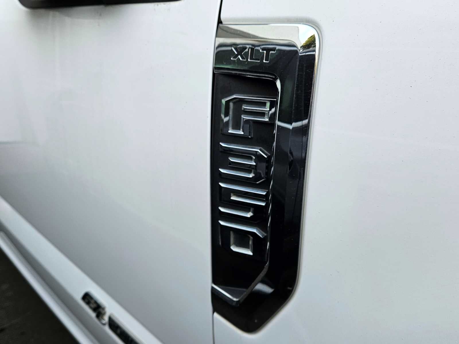 2022 Ford Super Duty F-350 SRW XLT