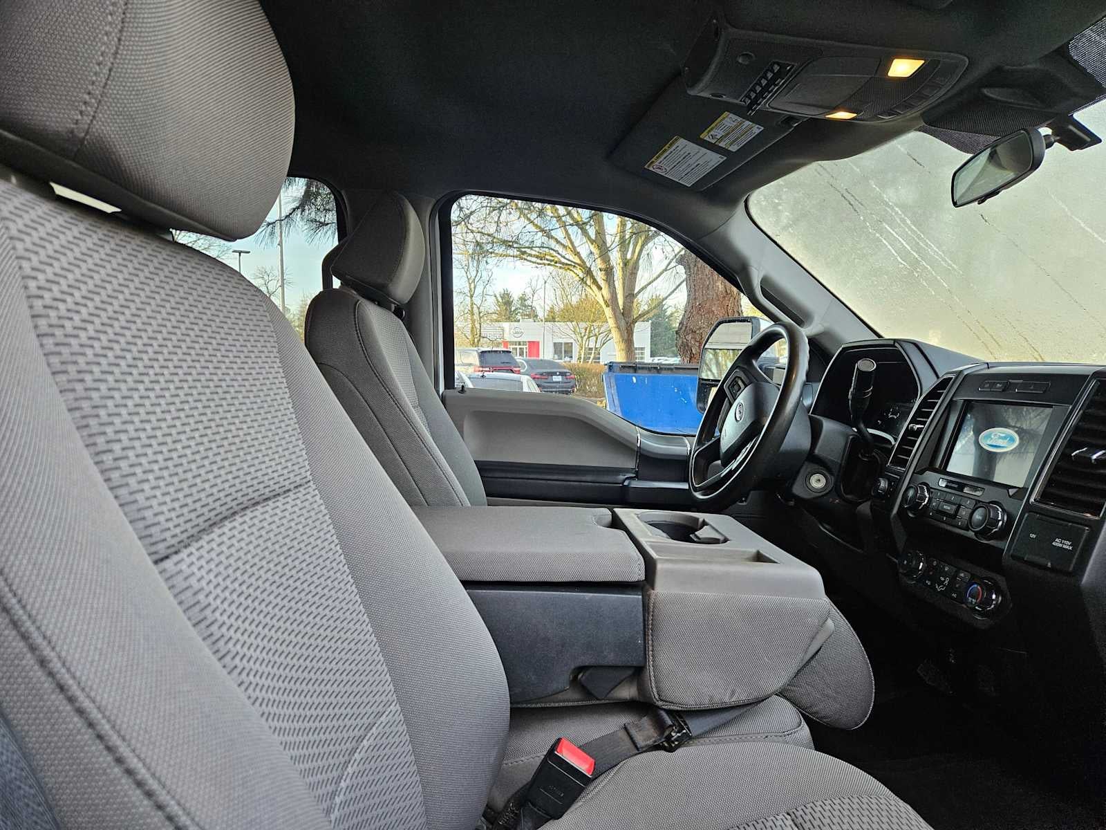 2022 Ford Super Duty F-350 SRW XLT