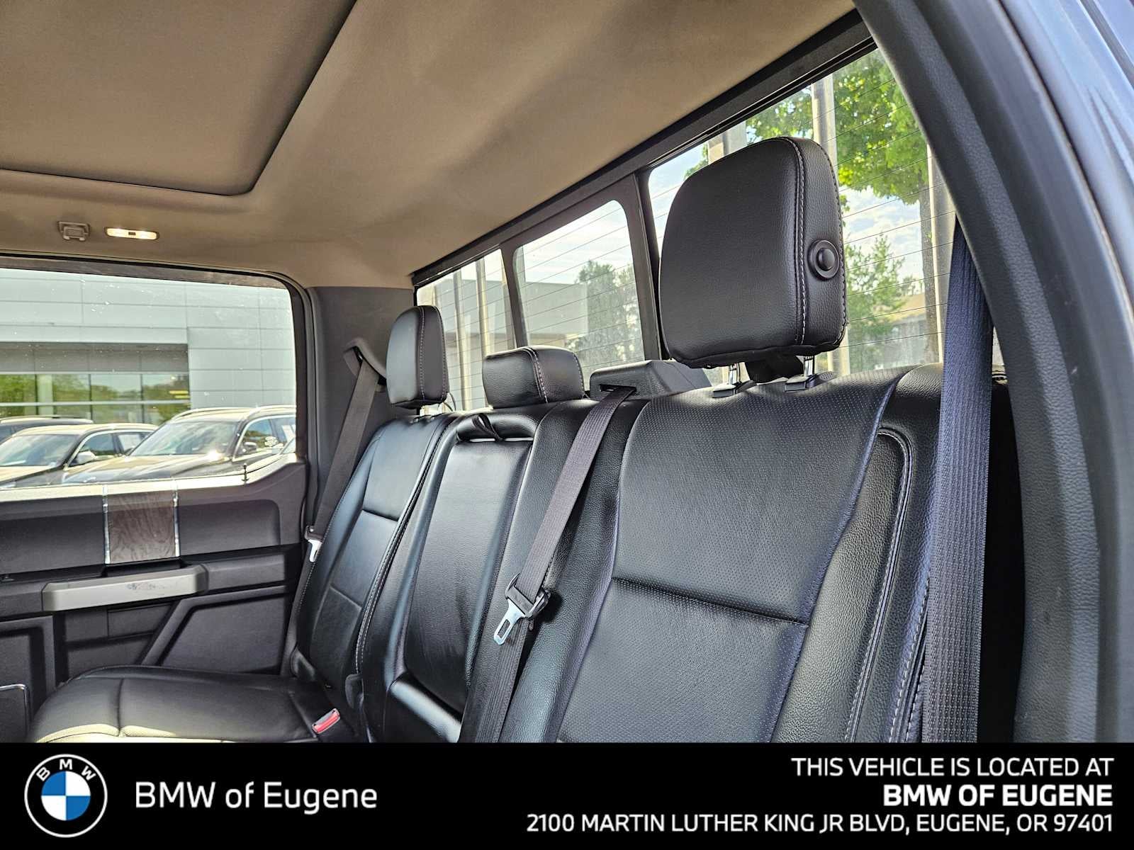 2017 Ford Super Duty F-350 SRW Pickup Lariat