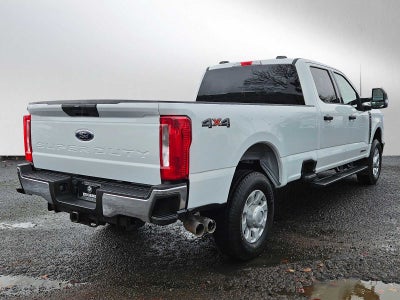 2023 Ford Super Duty F-350 SRW XLT