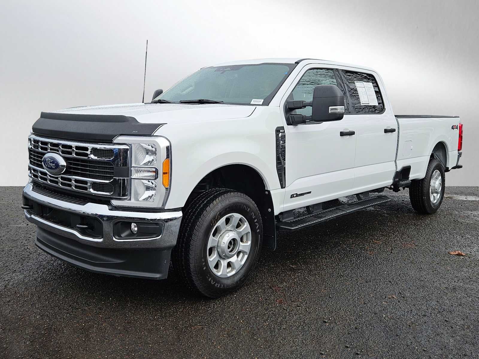 2023 Ford Super Duty F-350 SRW XLT
