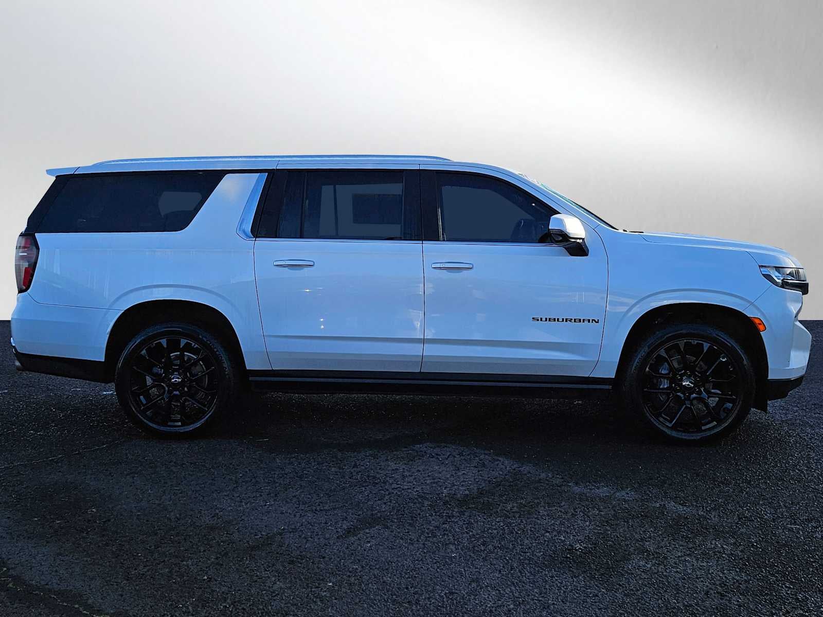 2022 Chevrolet Suburban High Country