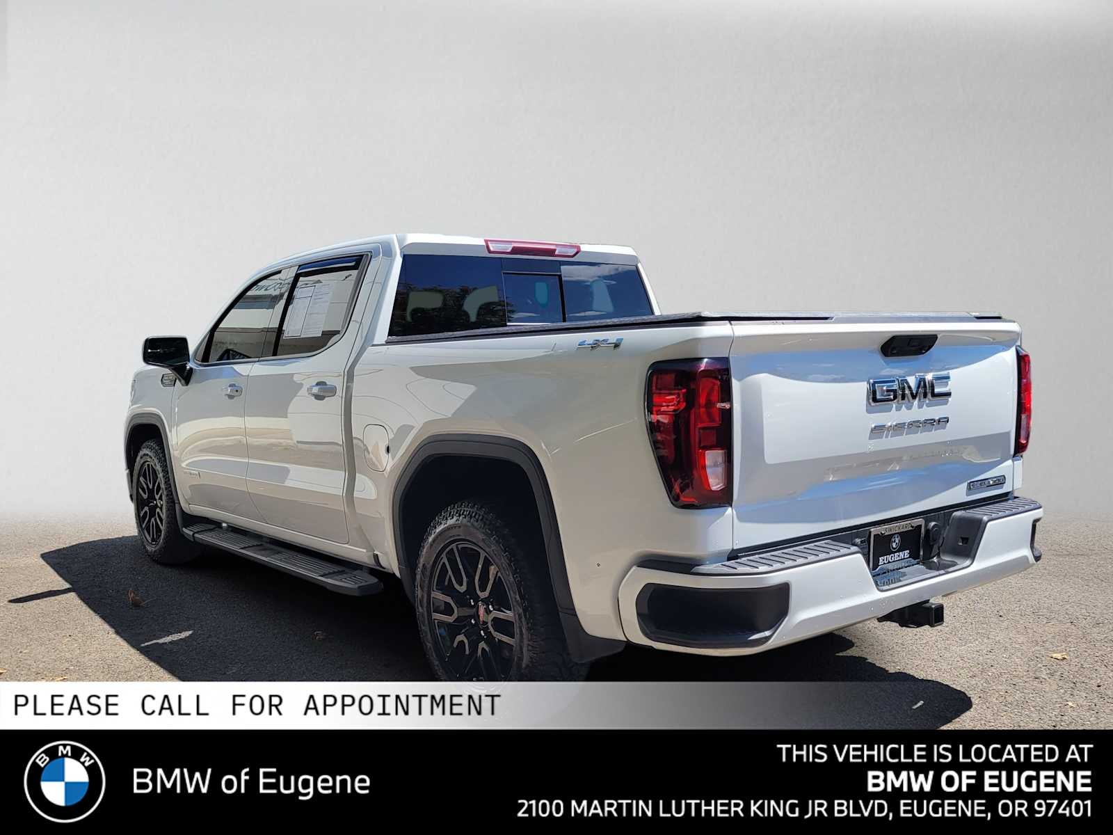 2025 GMC Sierra 1500 Elevation