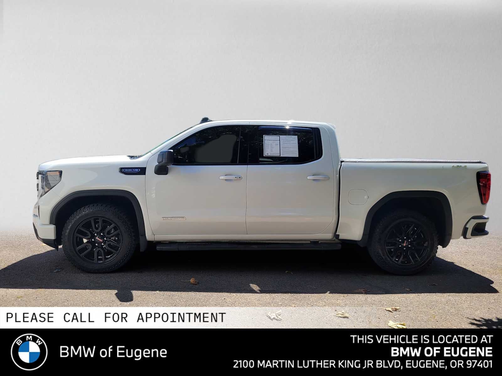 2025 GMC Sierra 1500 Elevation