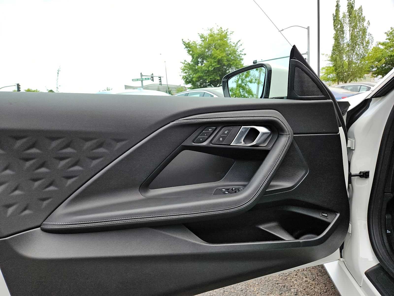 2025 BMW 2 Series 230i xDrive