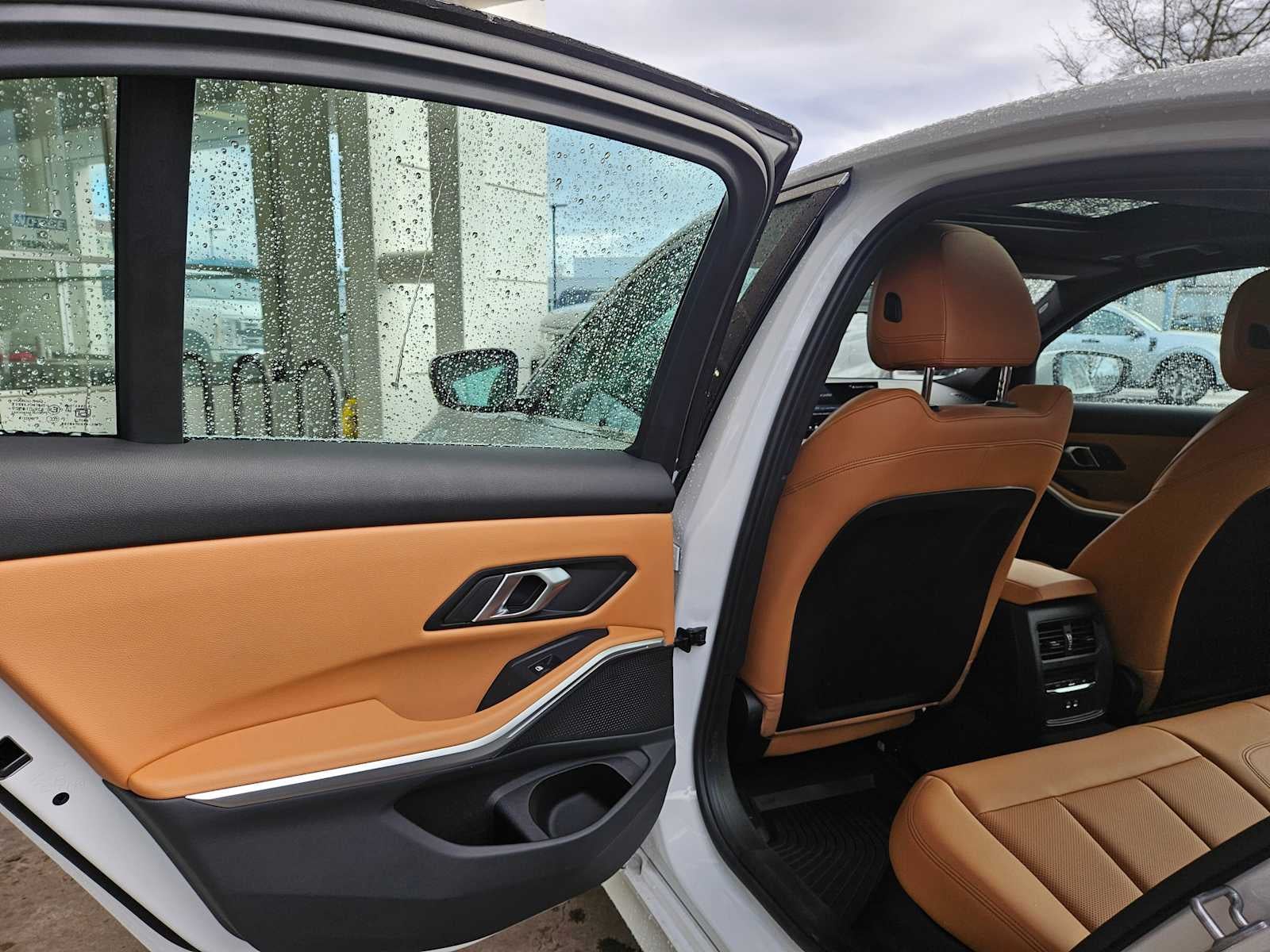 2025 BMW 3 Series 330i xDrive