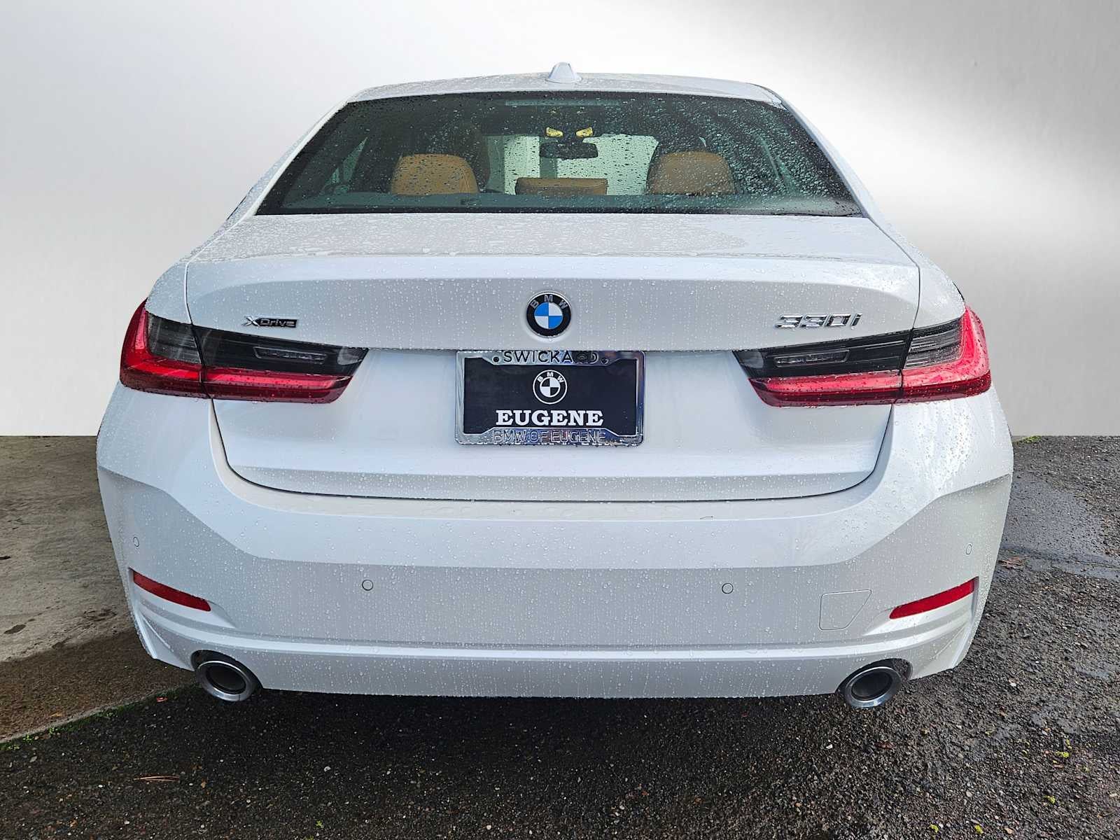 2025 BMW 3 Series 330i xDrive