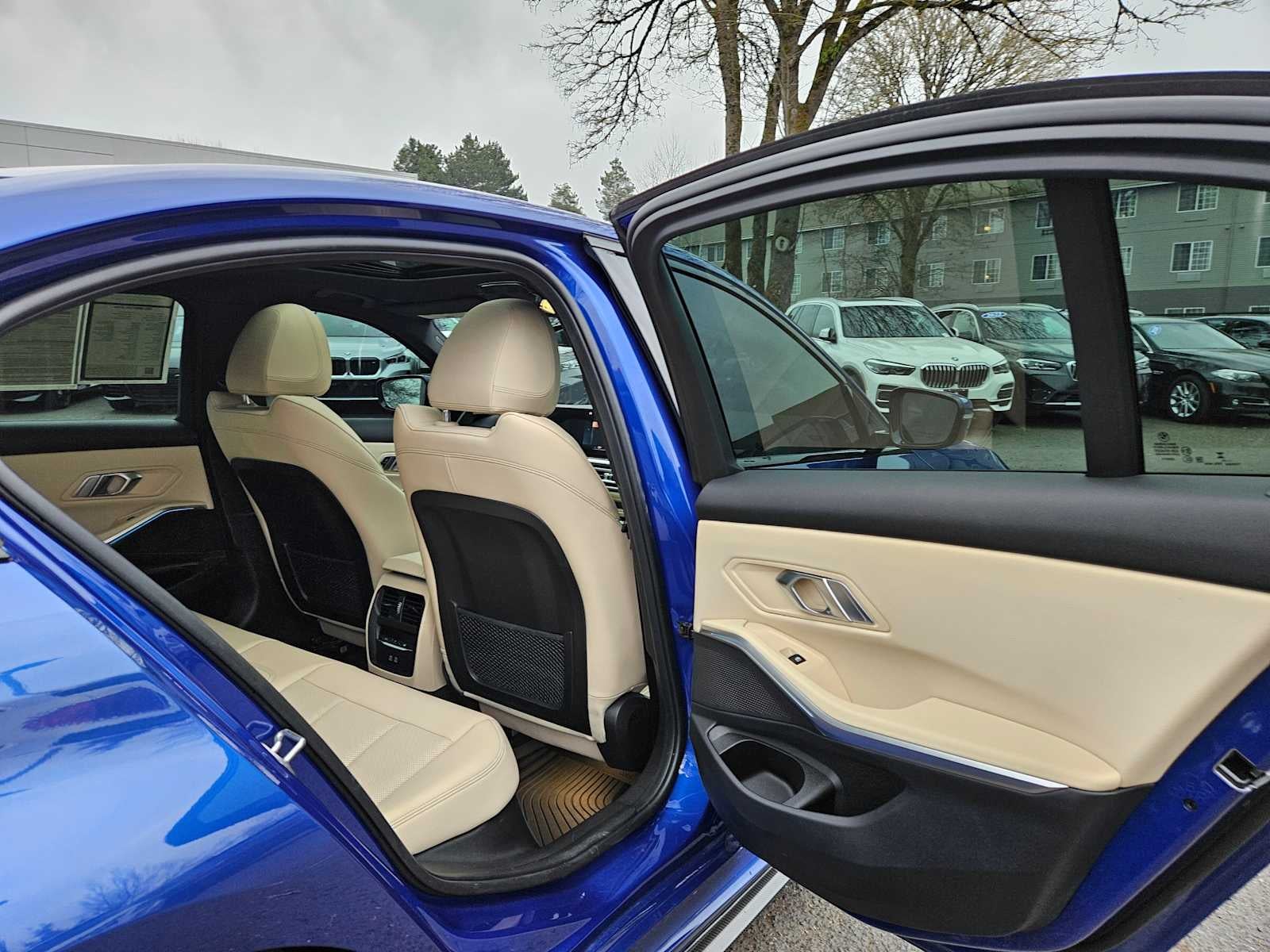 2023 BMW 3 Series 330i xDrive