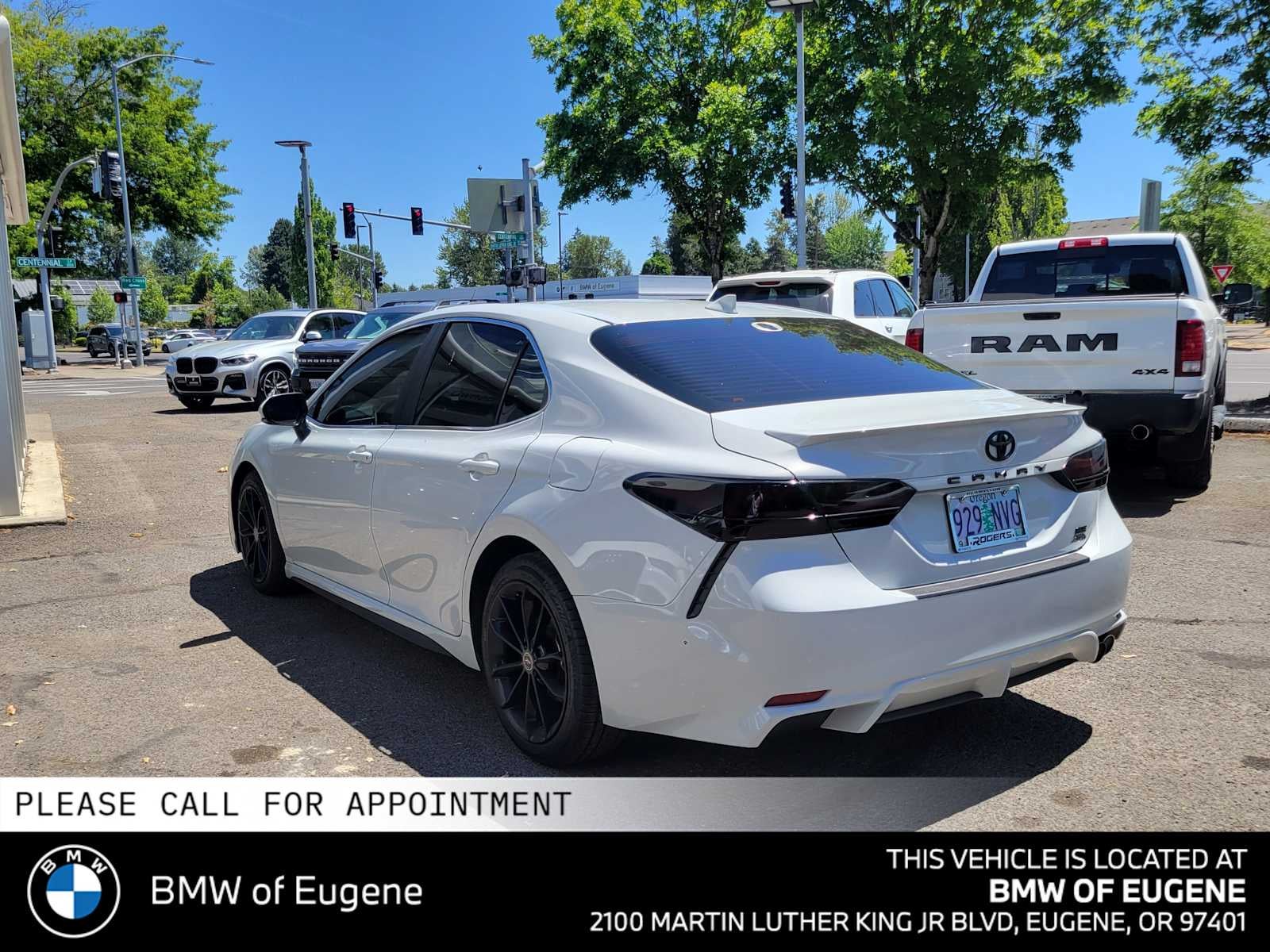 2023 Toyota Camry SE