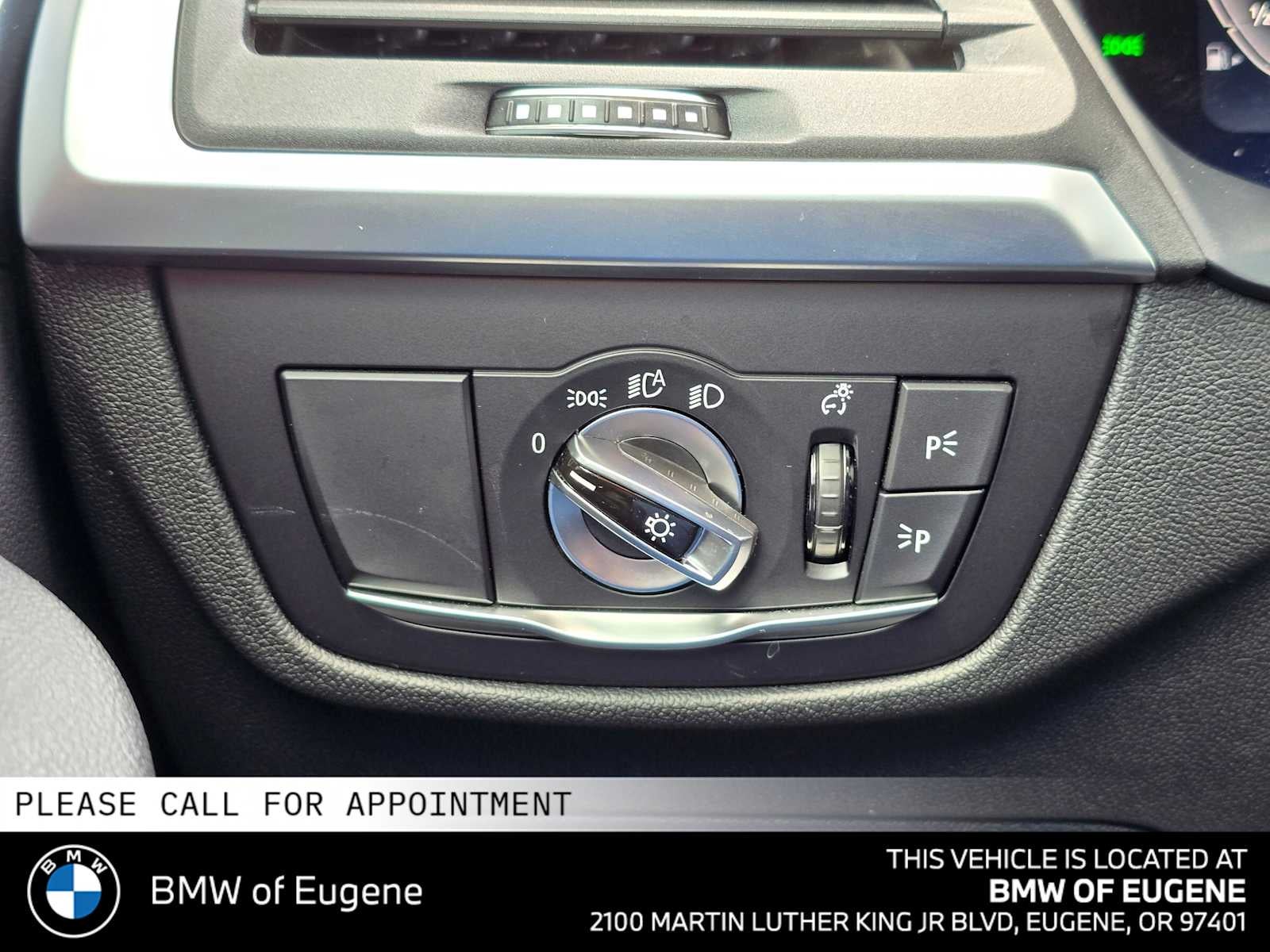 2025 BMW X4 xDrive30i xDrive30i