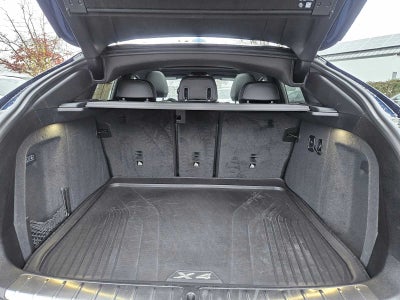 2025 BMW X4 xDrive30i