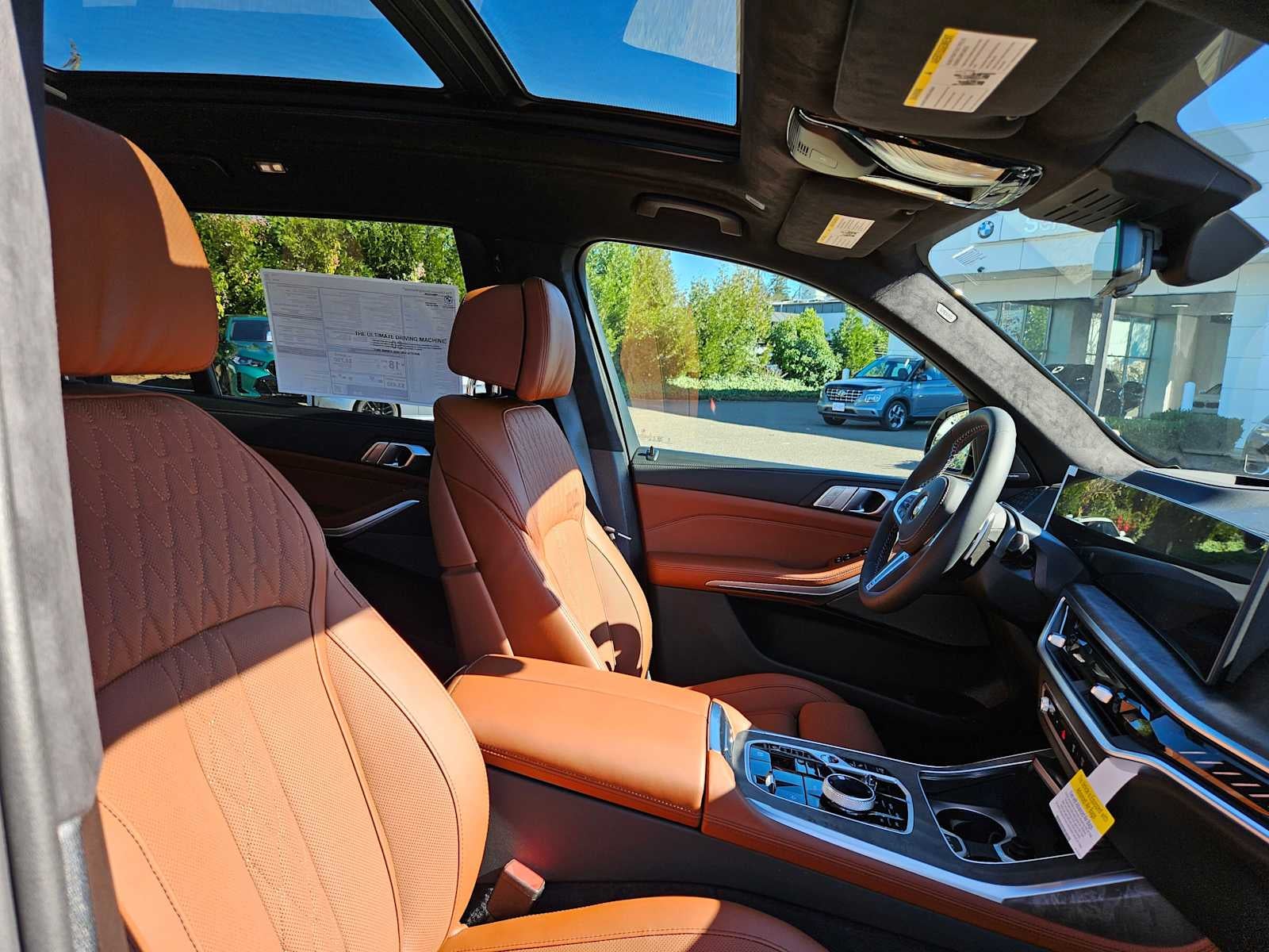 2026 BMW X7 M60i M60i