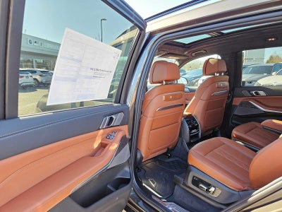 2026 BMW X7 M60i M60i