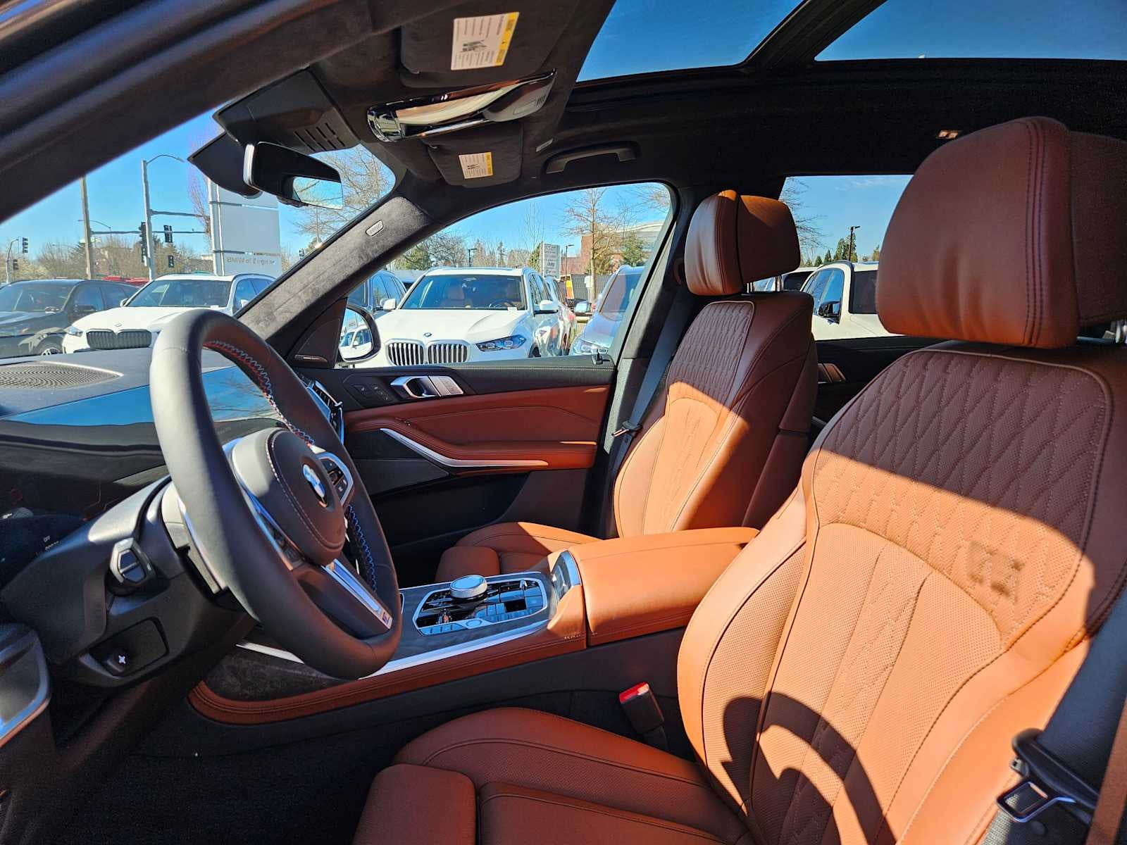 2026 BMW X7 M60i M60i