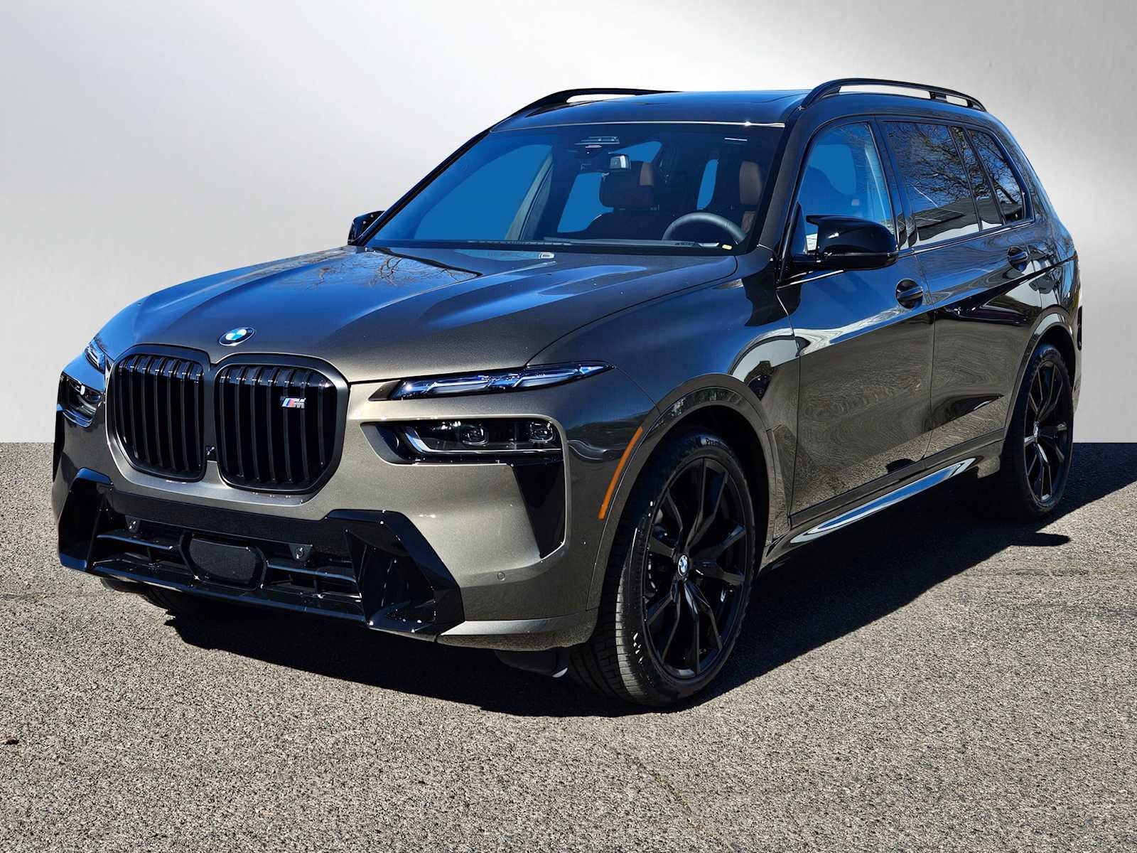 2026 BMW X7 M60i M60i