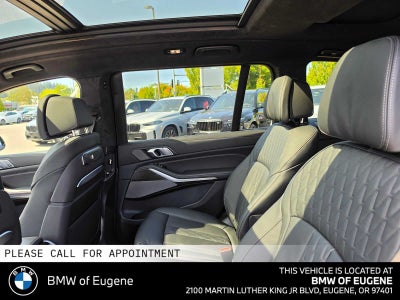 2027 BMW X7 M60i