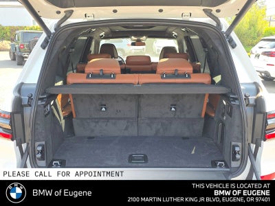 2027 BMW X7 M60i