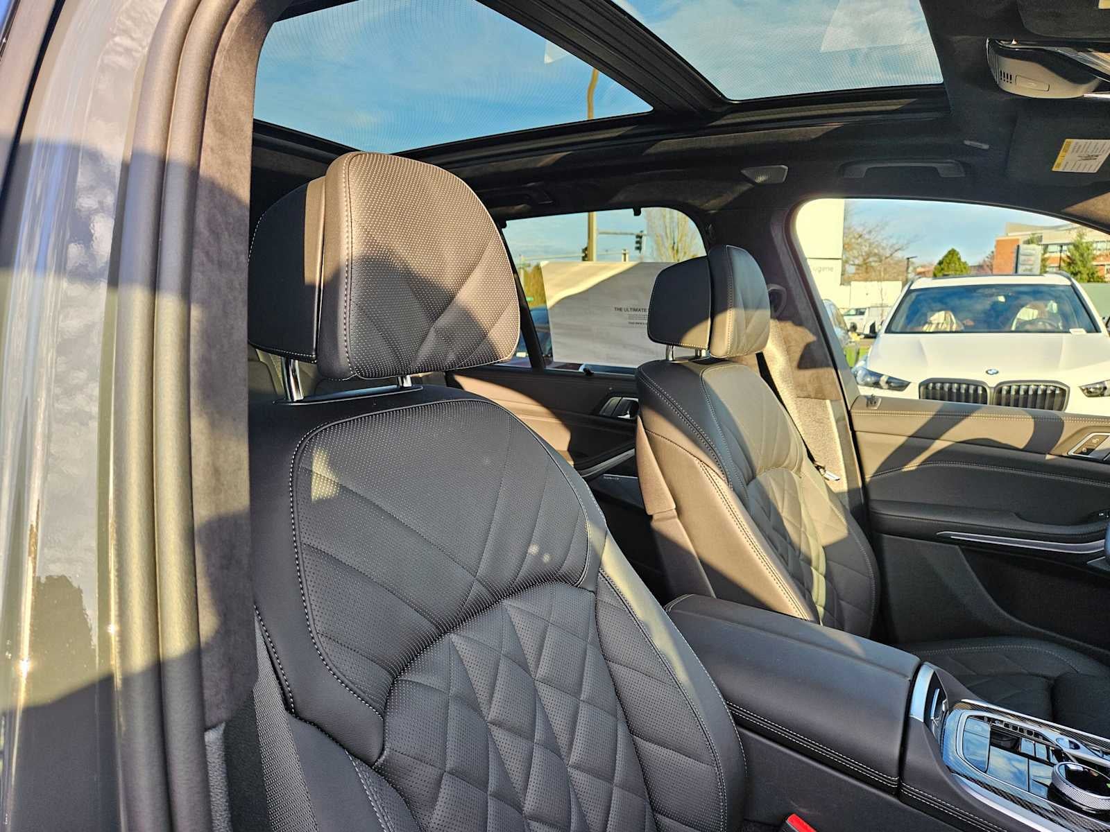 2026 BMW X5 M60i M60i