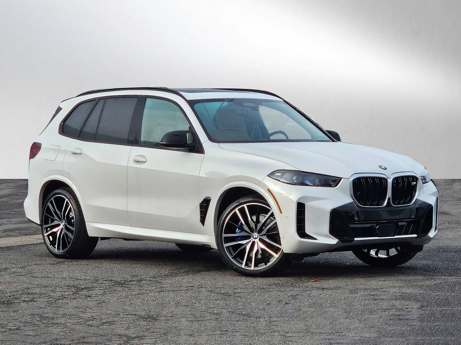 2026 BMW X5 M60i