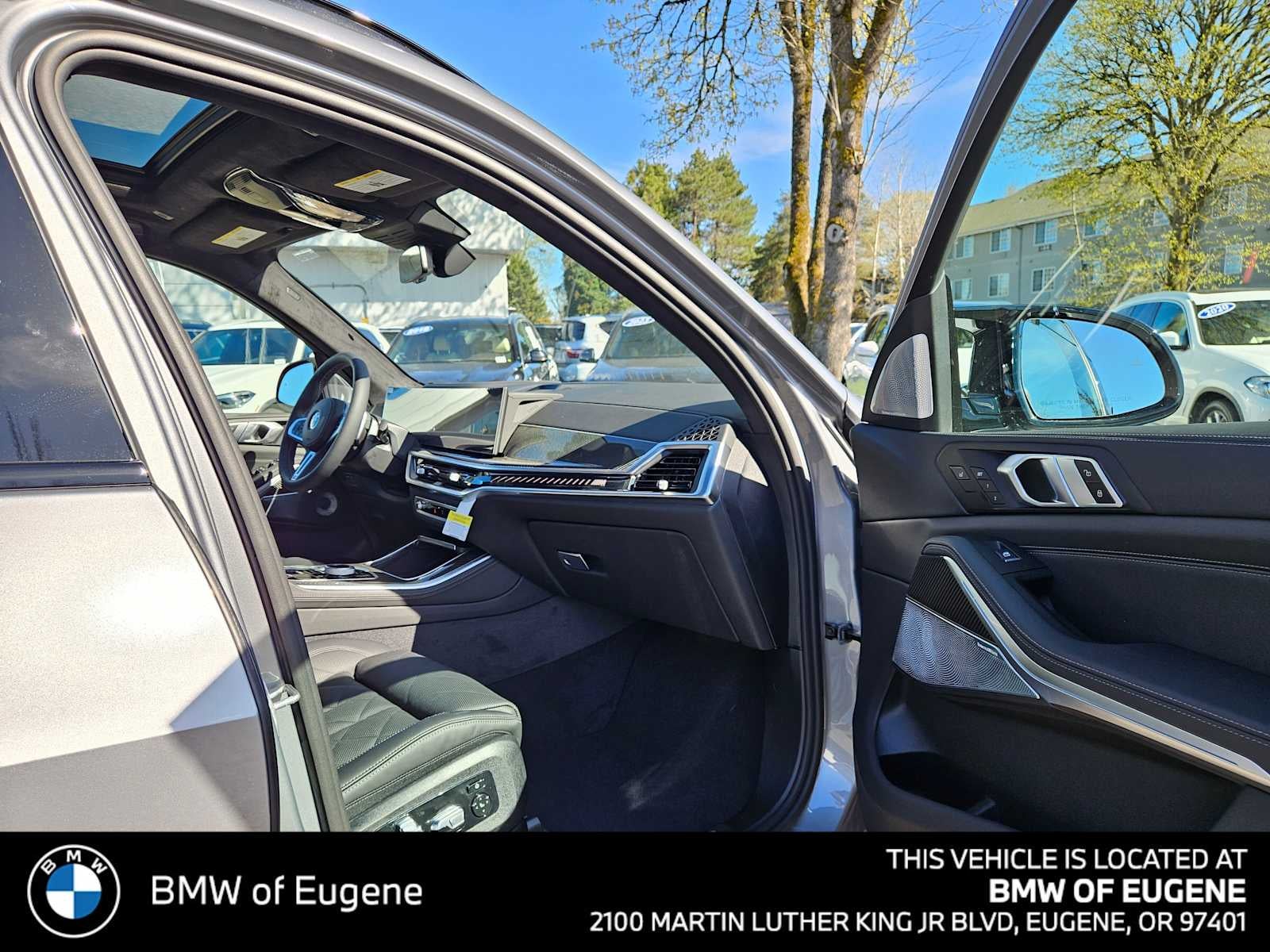 2026 BMW X5 M60i M60i