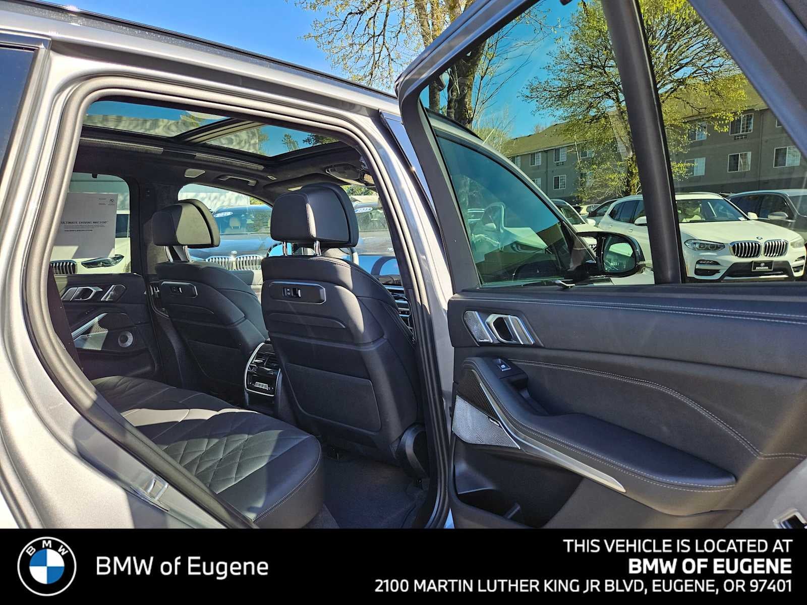 2026 BMW X5 M60i M60i