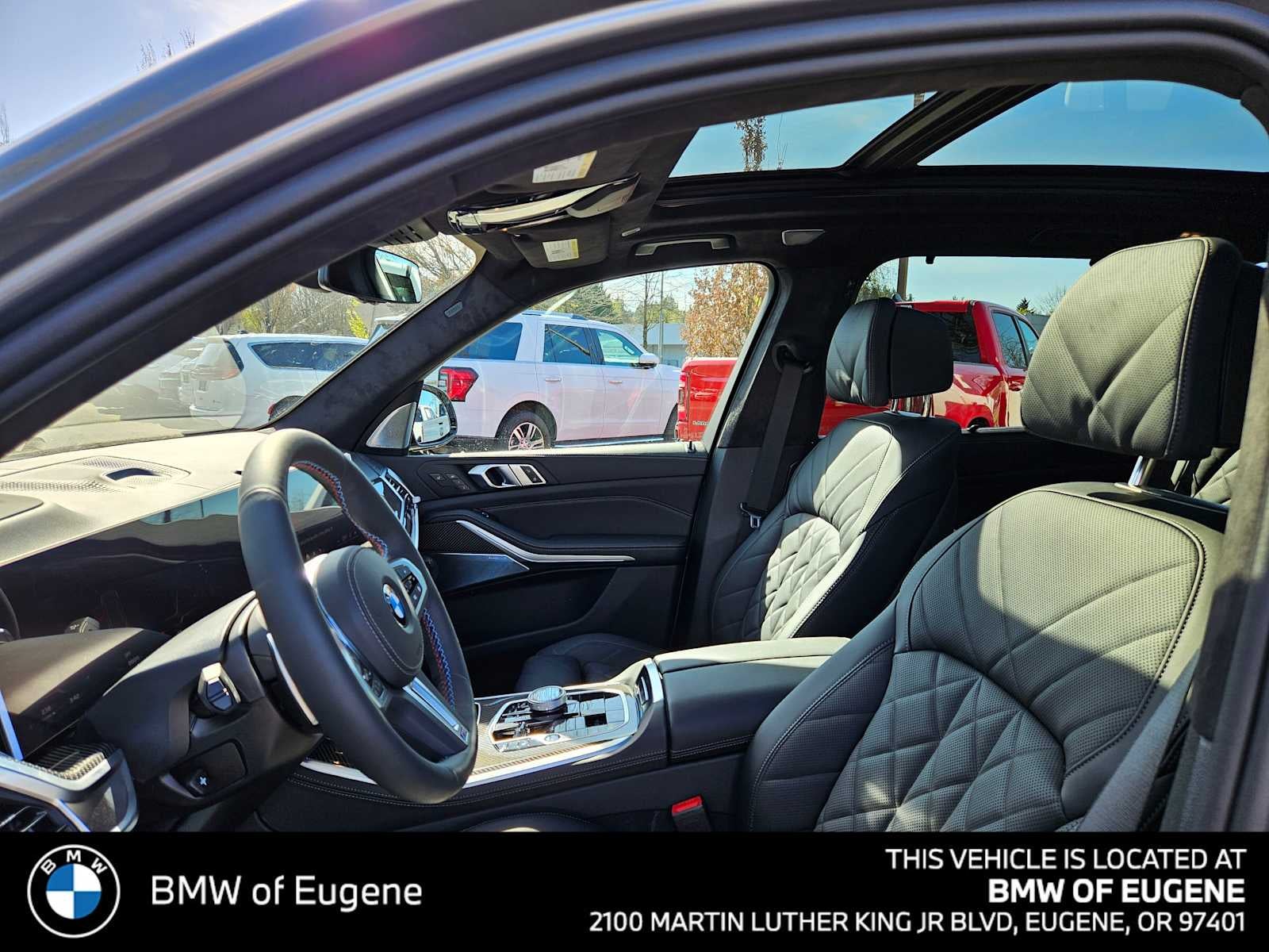 2026 BMW X5 M60i M60i