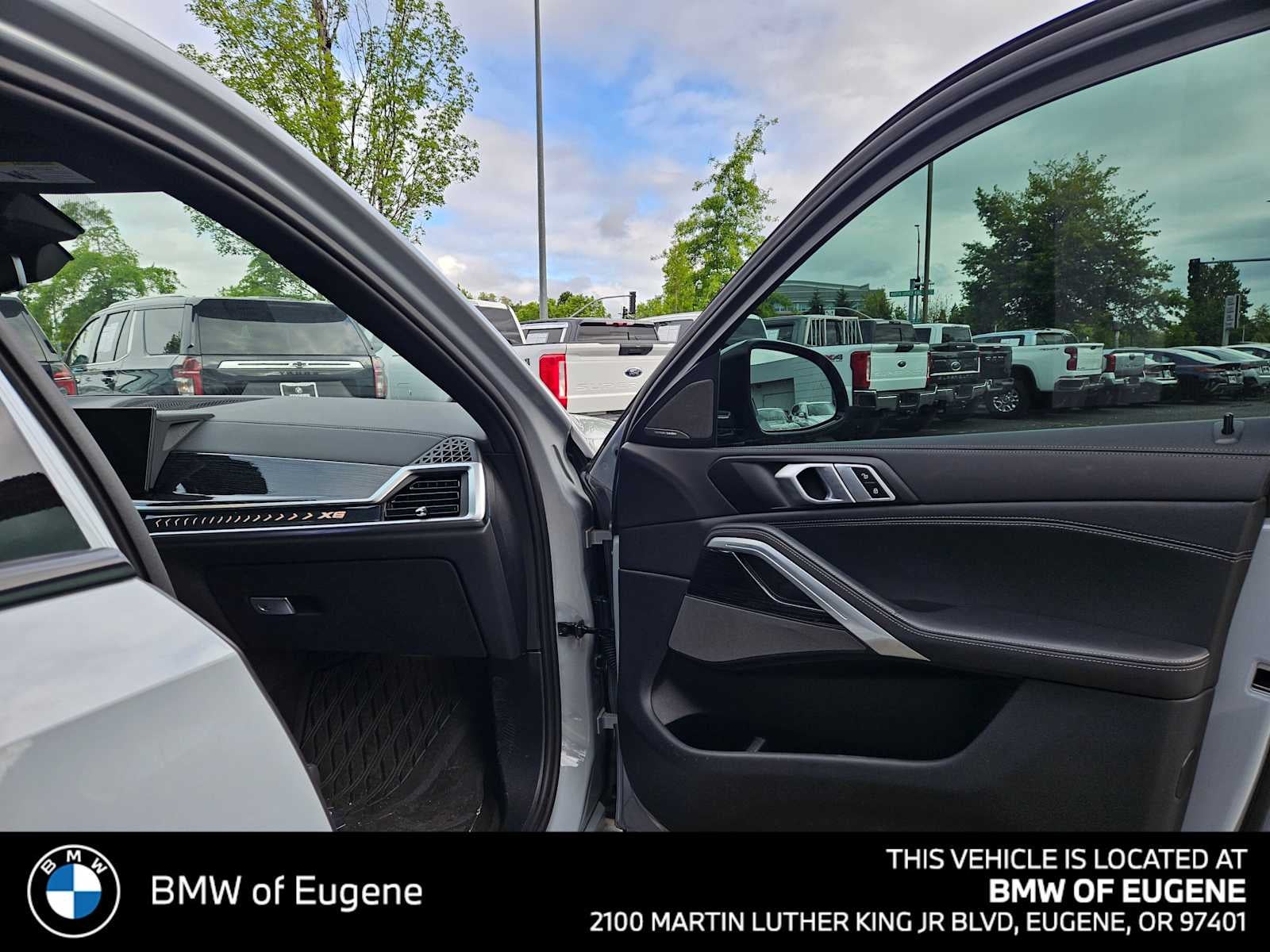 2024 BMW X6 xDrive40i xDrive40i