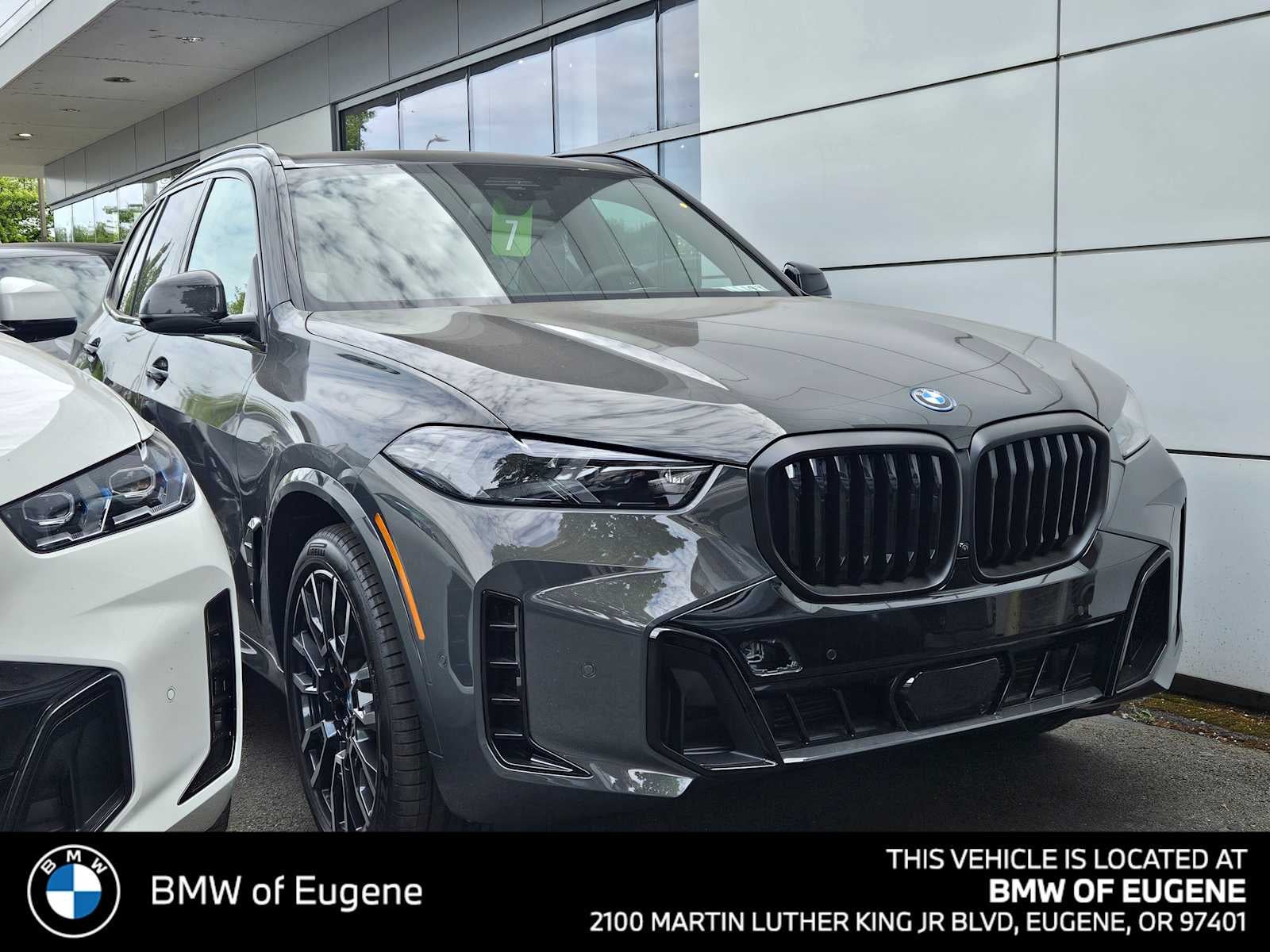 2026 BMW X5 xDrive50e's photo