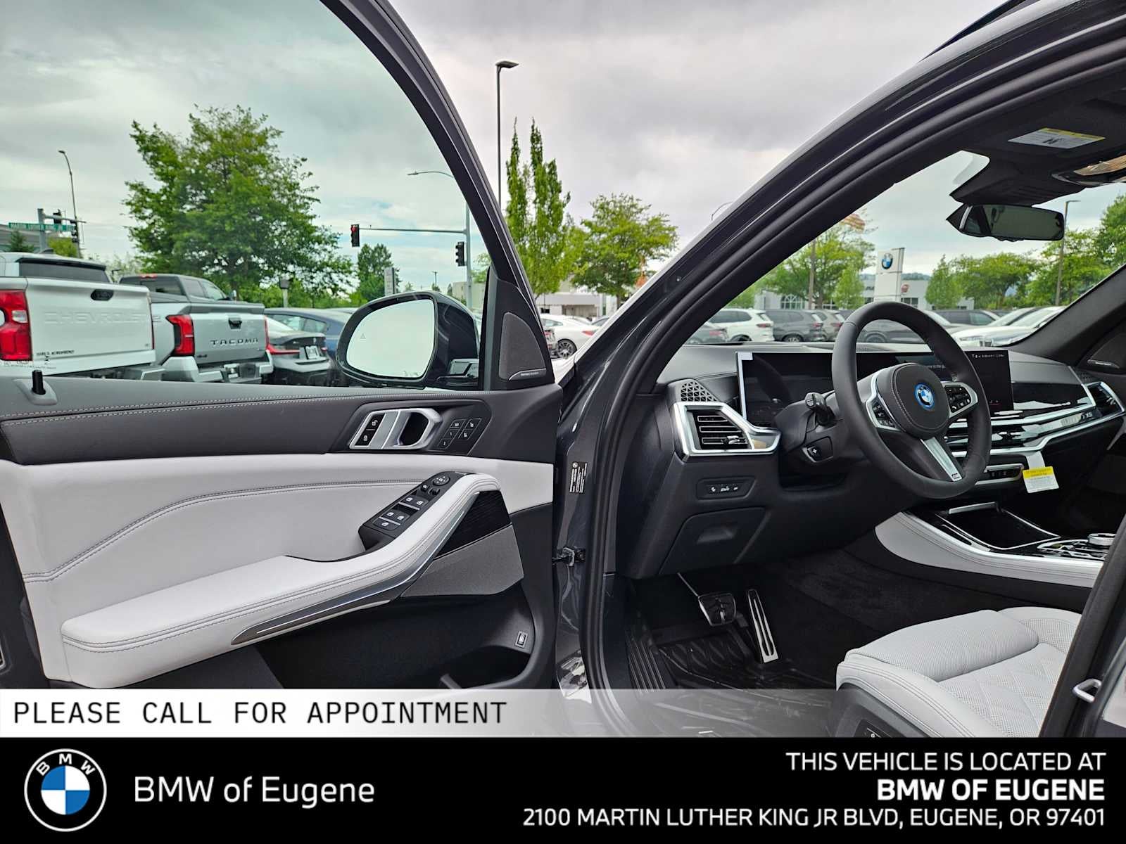 2026 BMW X5 xDrive50e xDrive50e