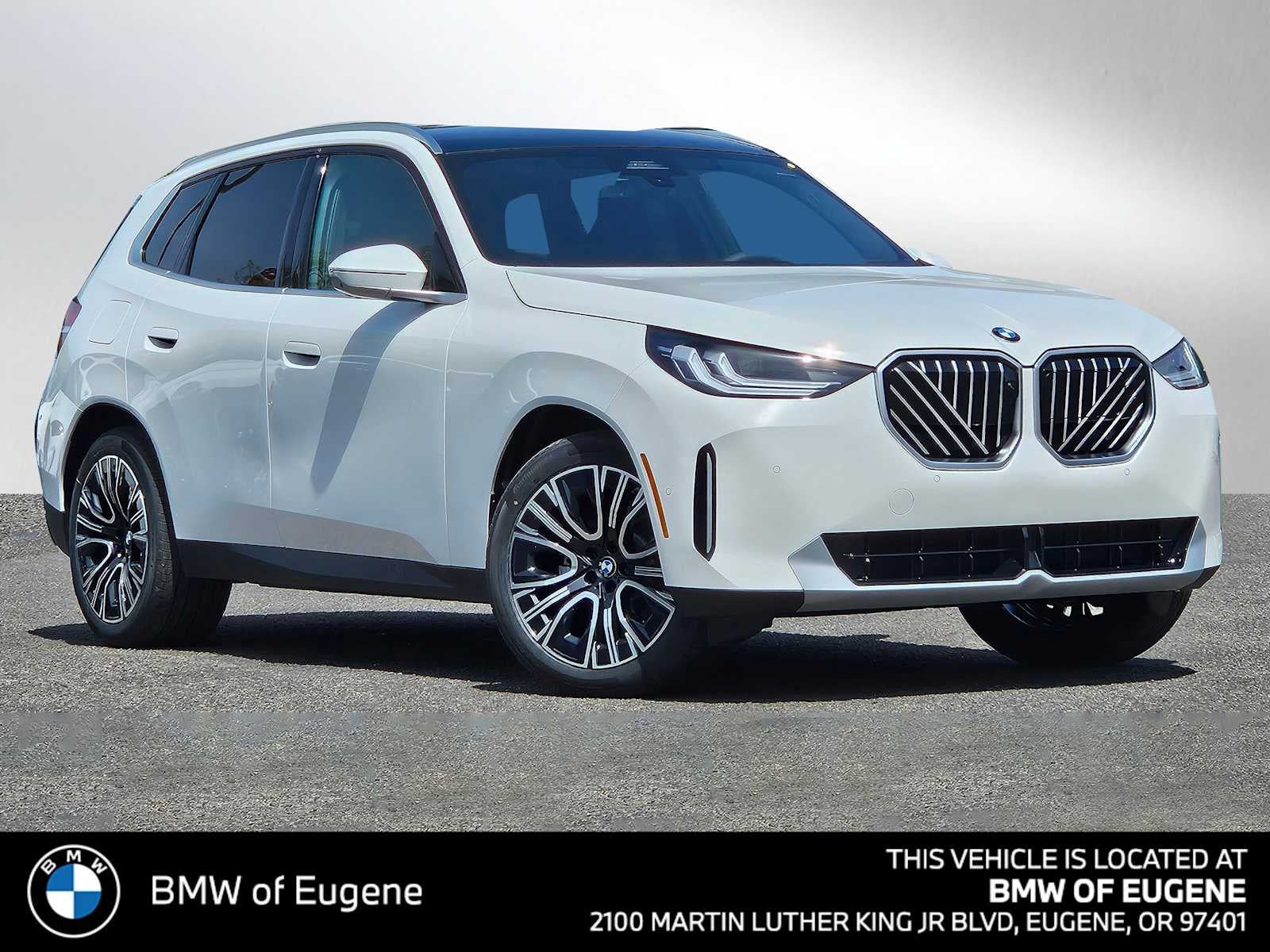 2026 BMW X3 30 XDRIVE's photo