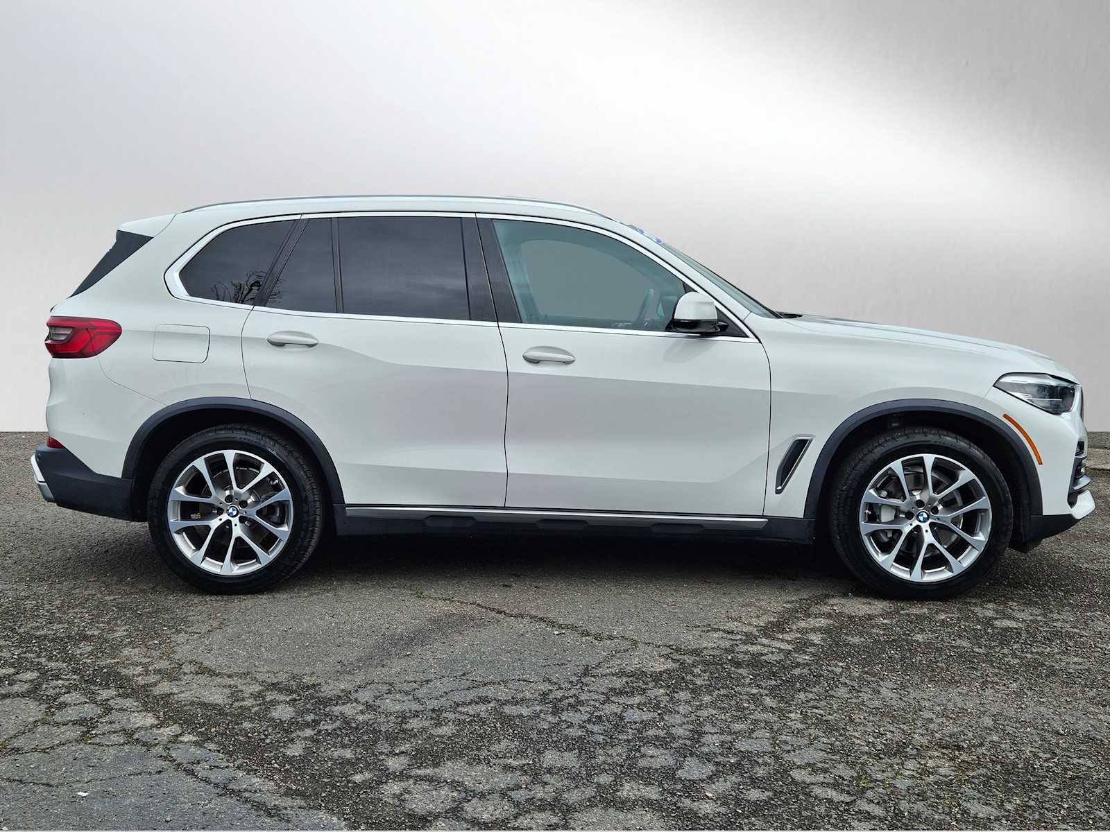 2019 BMW X5 xDrive40i xDrive40i