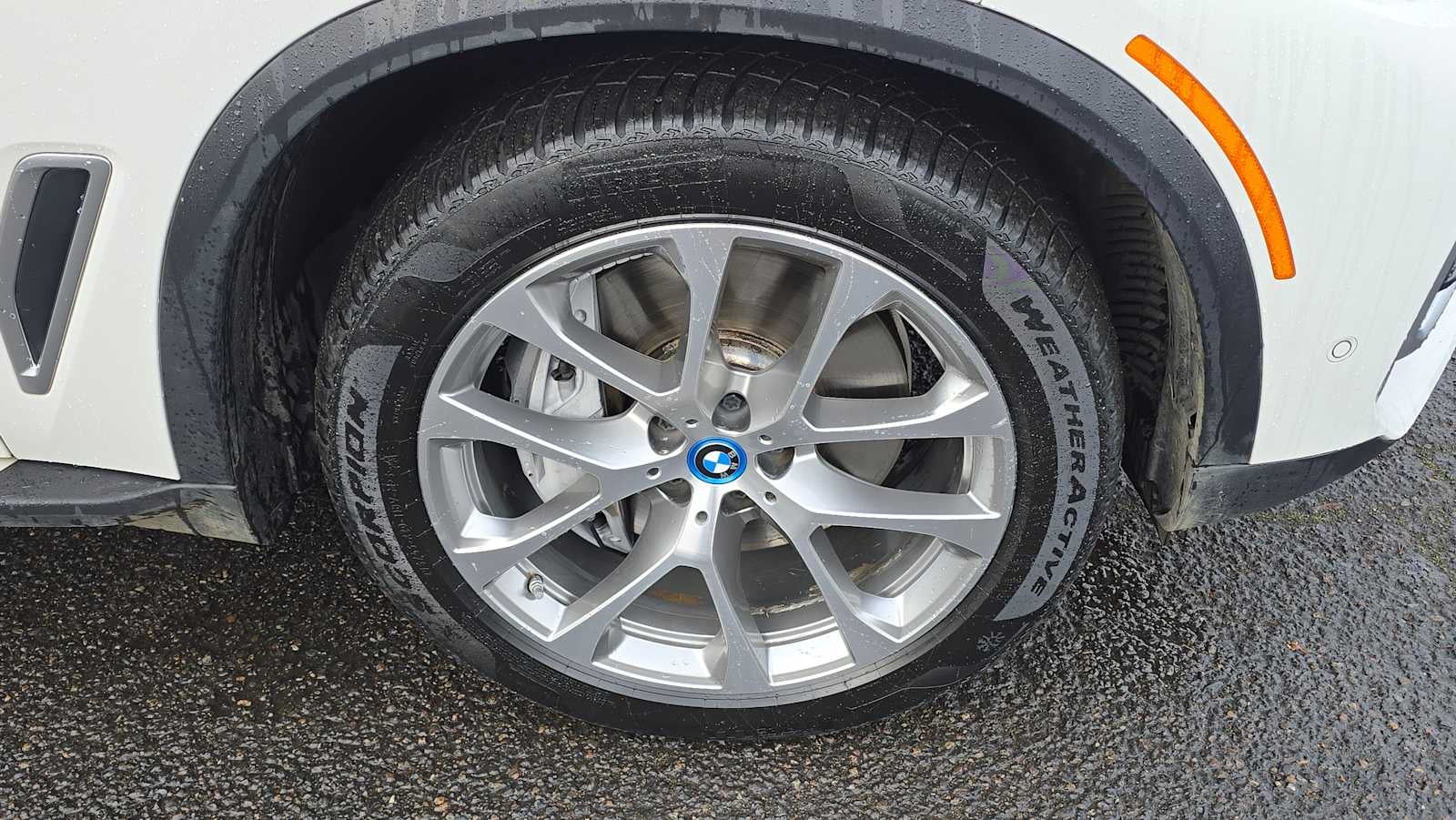 2023 BMW X5 xDrive45e