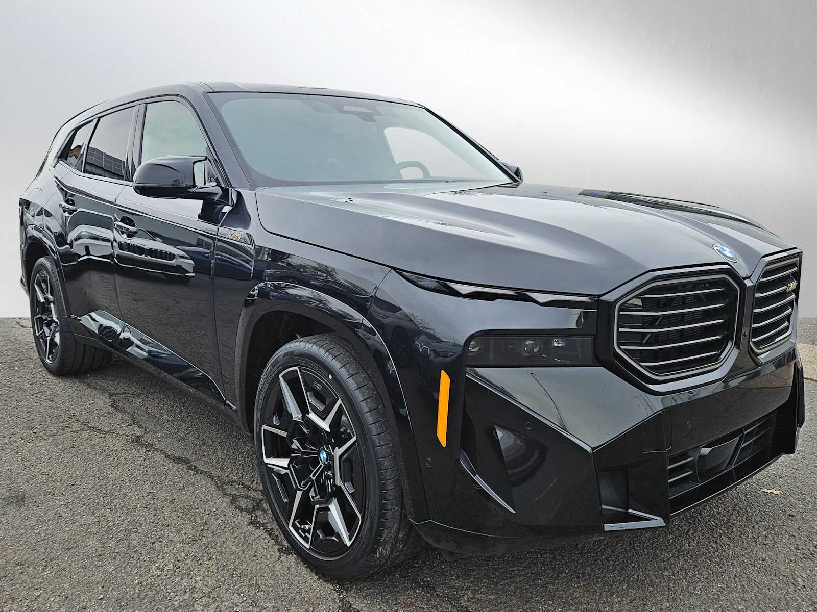 2025 BMW XM Sports Activity Vehicle