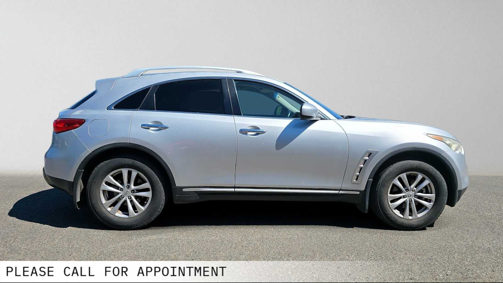 2010 INFINITI FX35 AWD 4dr