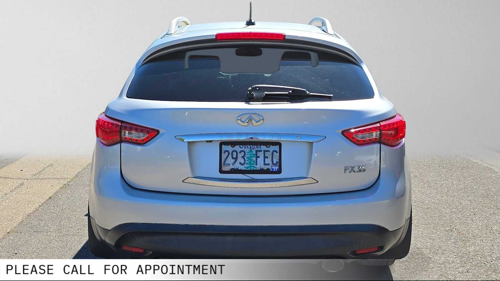 2010 INFINITI FX35 AWD 4dr