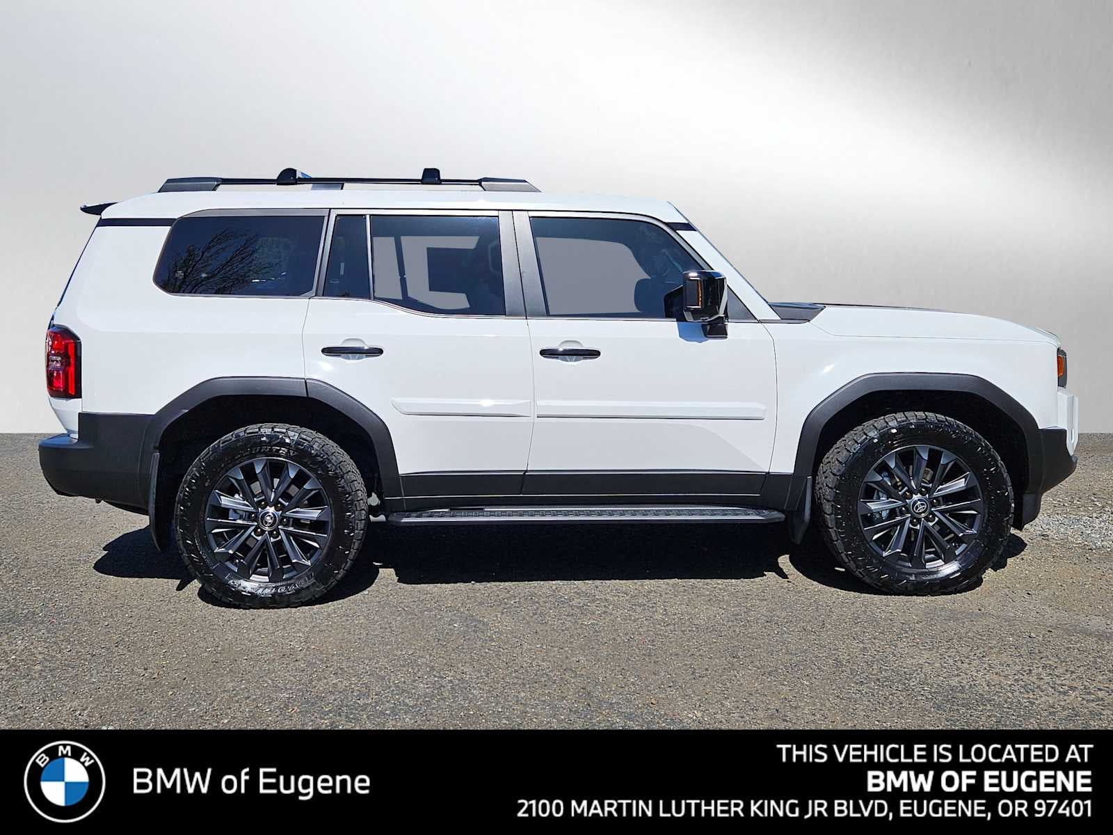 2025 Toyota Land Cruiser 4WD (Natl)