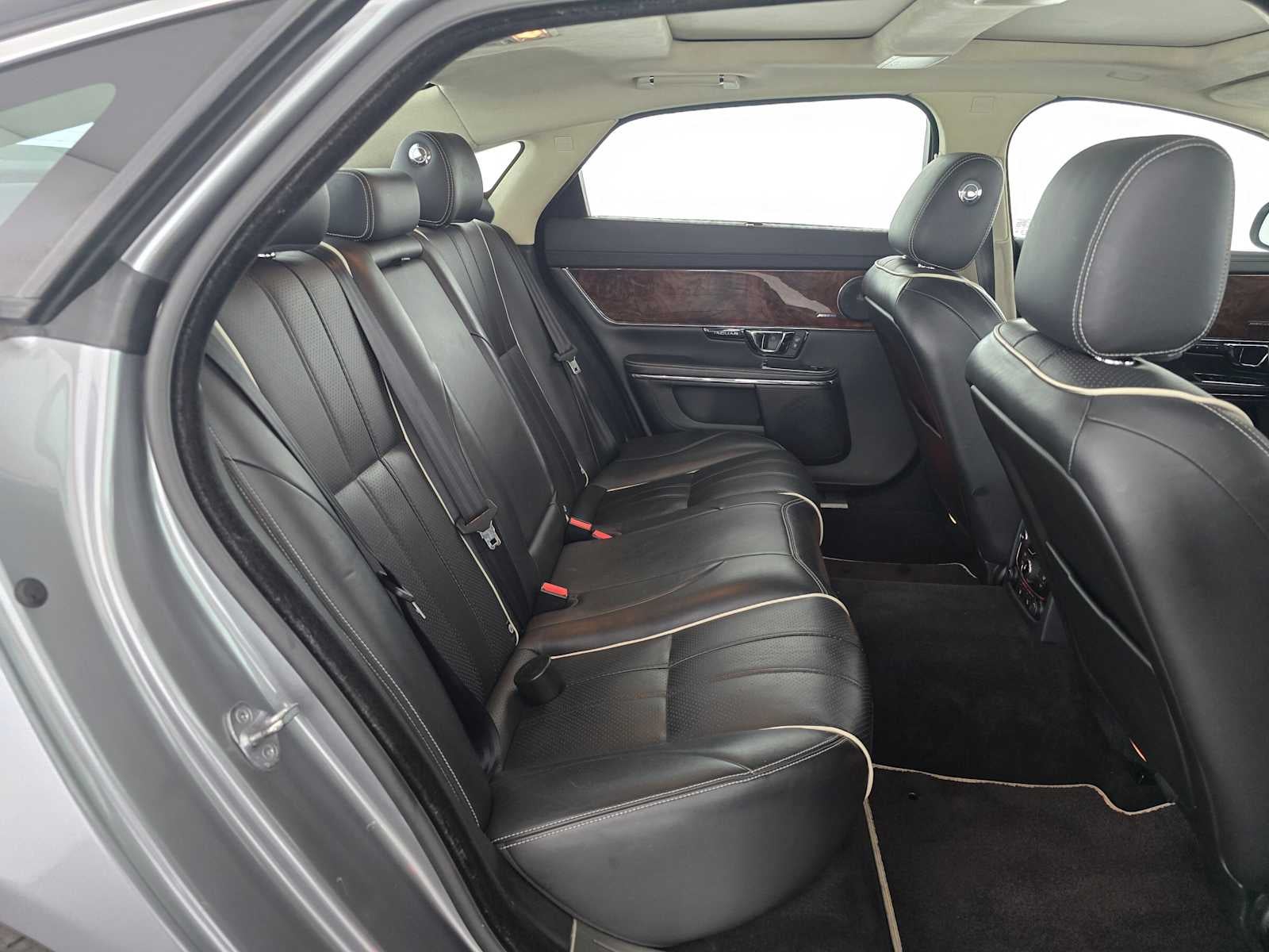 2015 Jaguar XJ XJL Portfolio