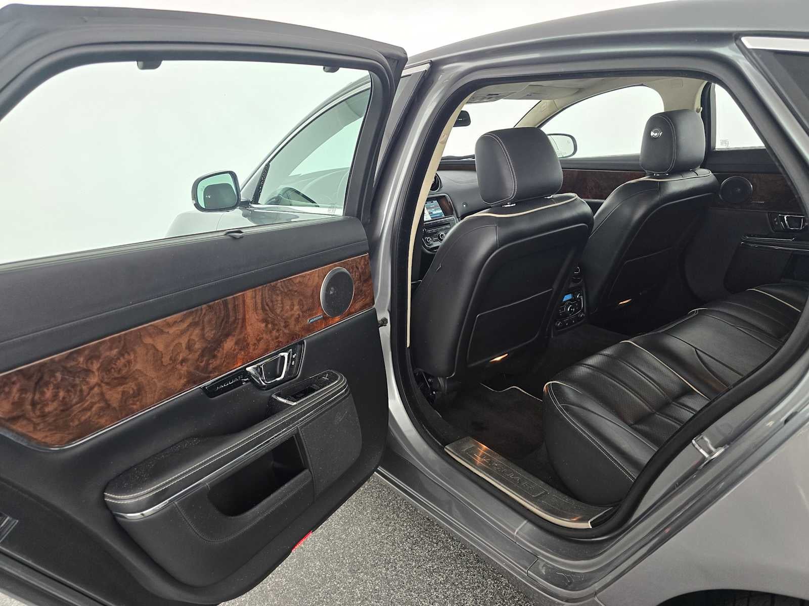 2015 Jaguar XJ XJL Portfolio