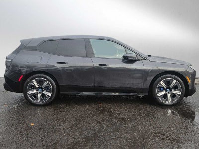 2025 BMW iX xDrive50