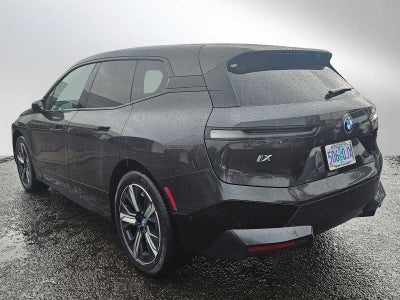 2025 BMW iX xDrive50