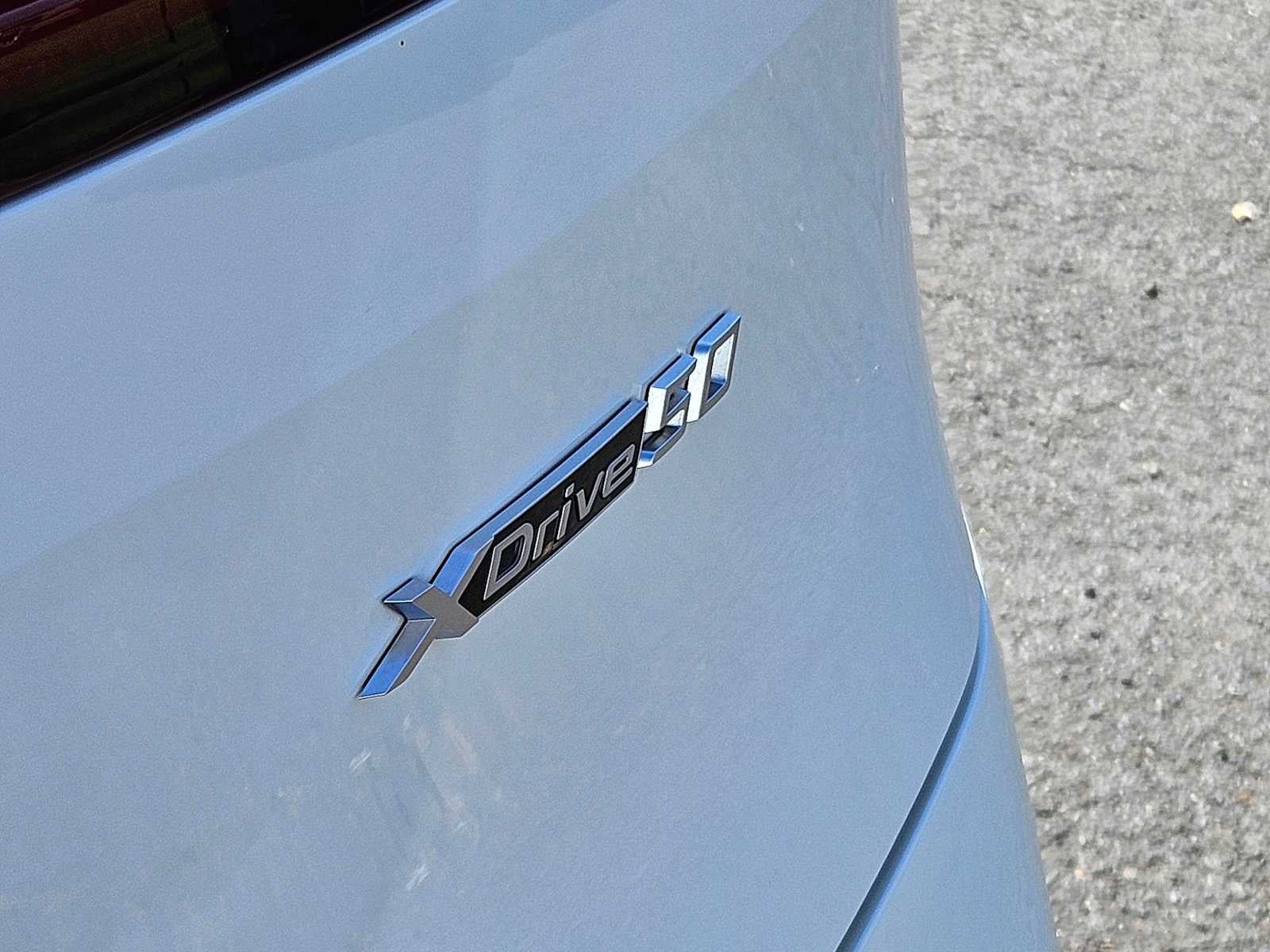 2025 BMW iX xDrive50