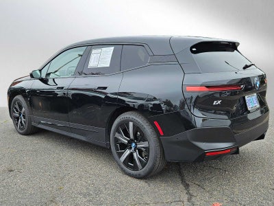 2025 BMW iX xDrive50