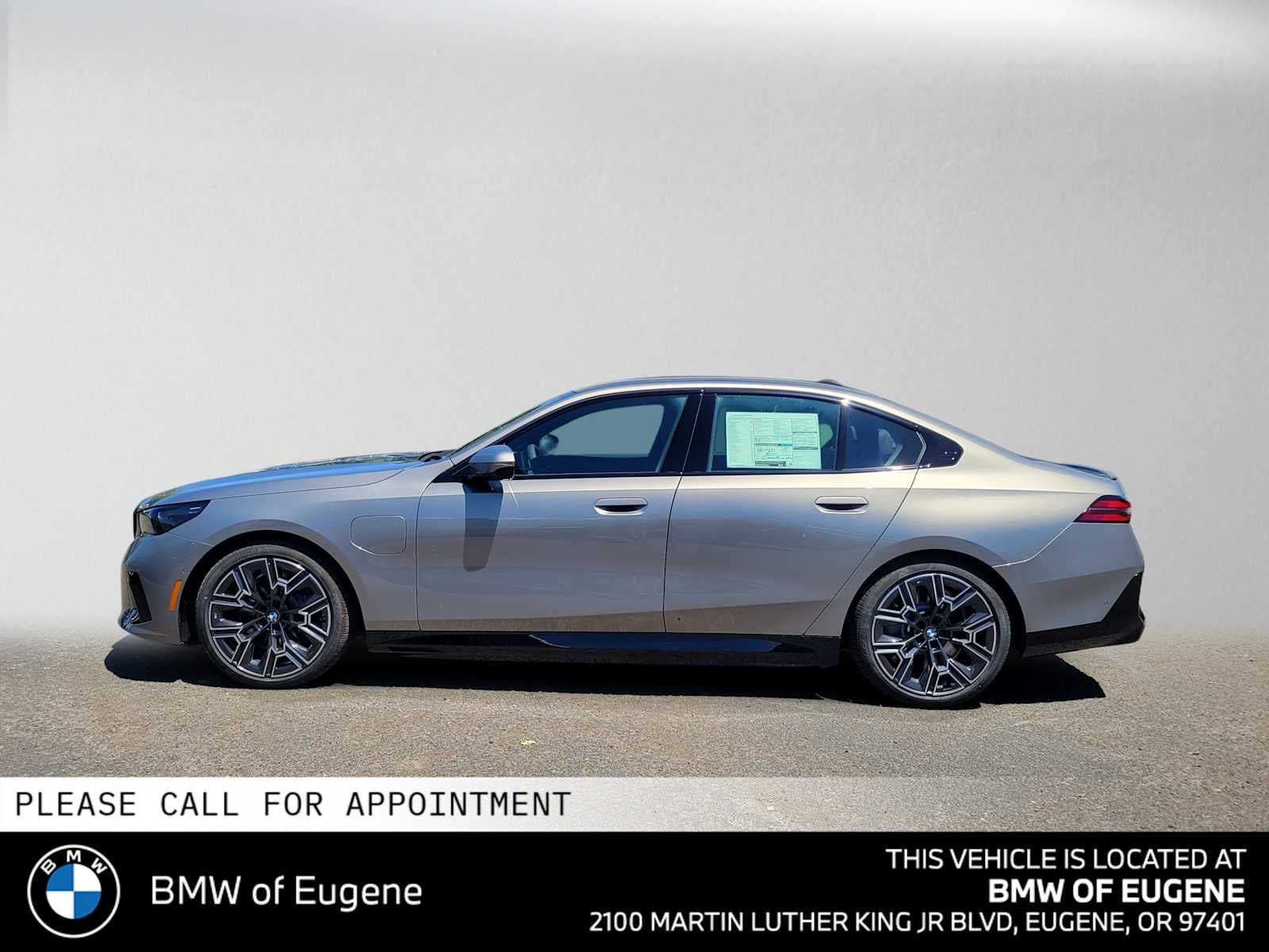 2027 BMW 5 Series 550e xDrive