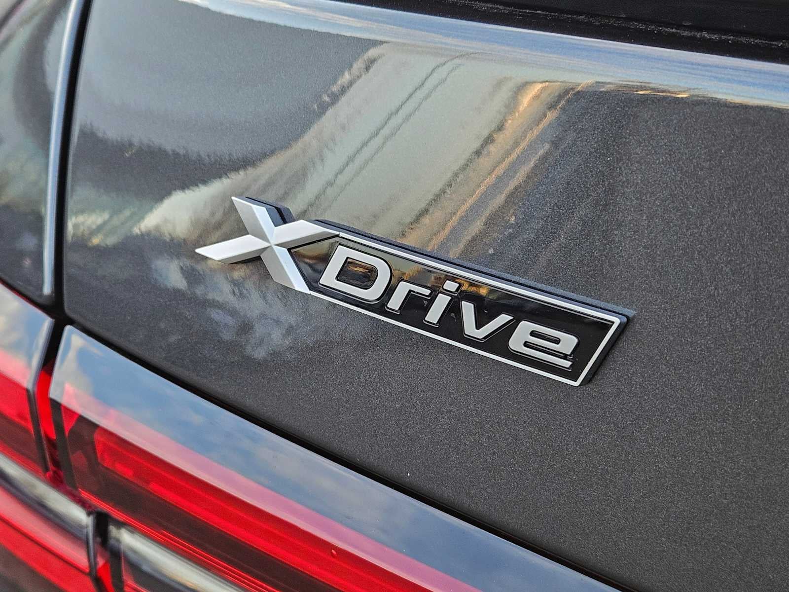 2026 BMW 5 Series 550e xDrive