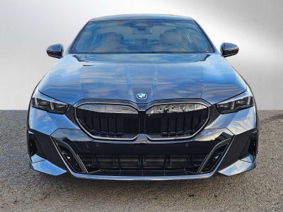 2026 BMW 5 Series 550e xDrive